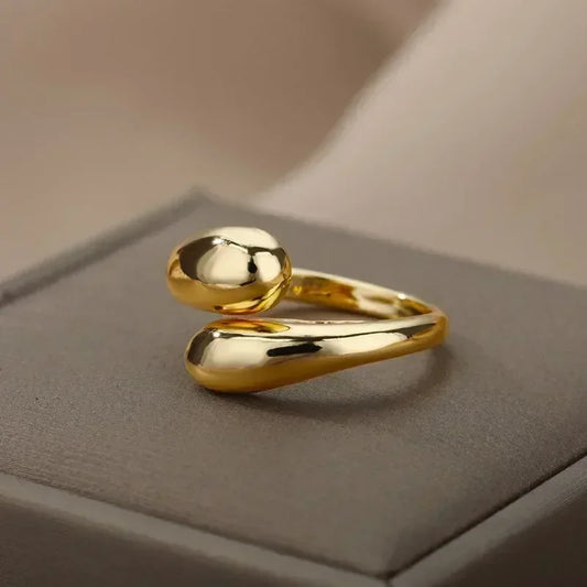 Silver Smooth Water Drop Ring